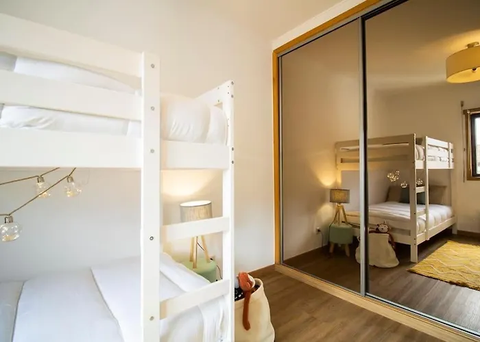 Postcard View @ Downtown アパート コインブラ