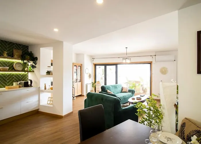 アパート Postcard View @ Downtown *